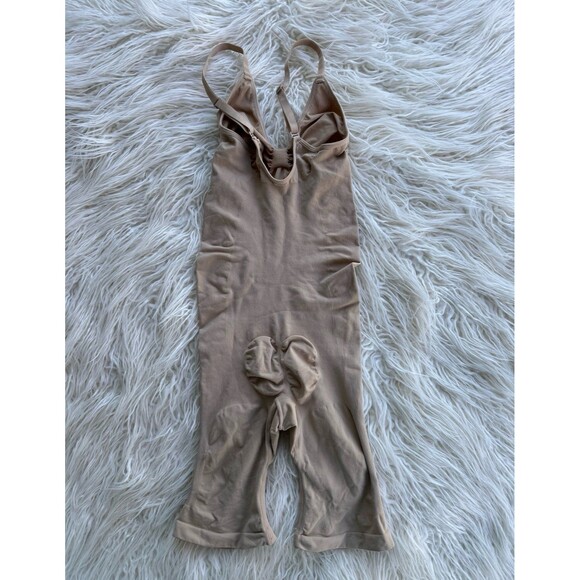 Skims Seamless Sculpt Mid Thigh Bodysuit Clay Size 2X/3X - Picture 7 of 10